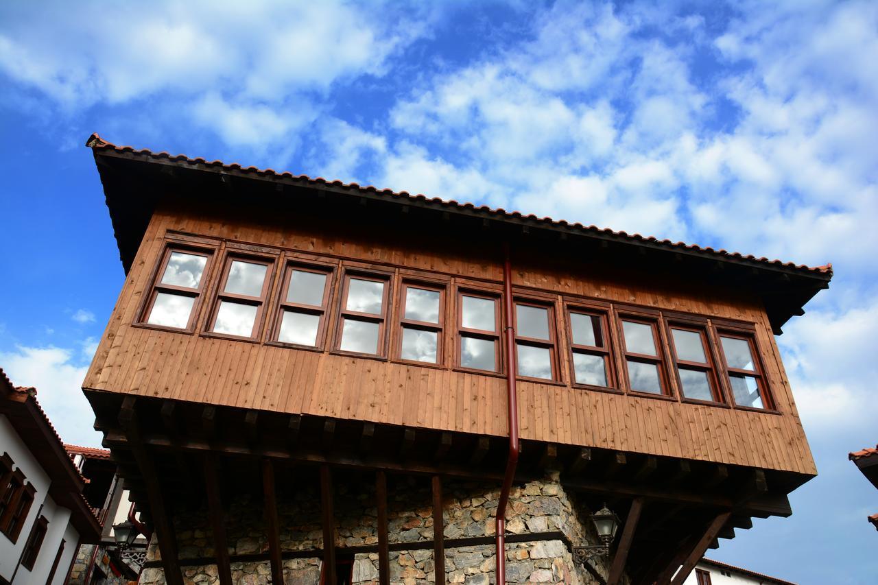סקופיה Macedonian Village Hotel & Resort מראה חיצוני תמונה