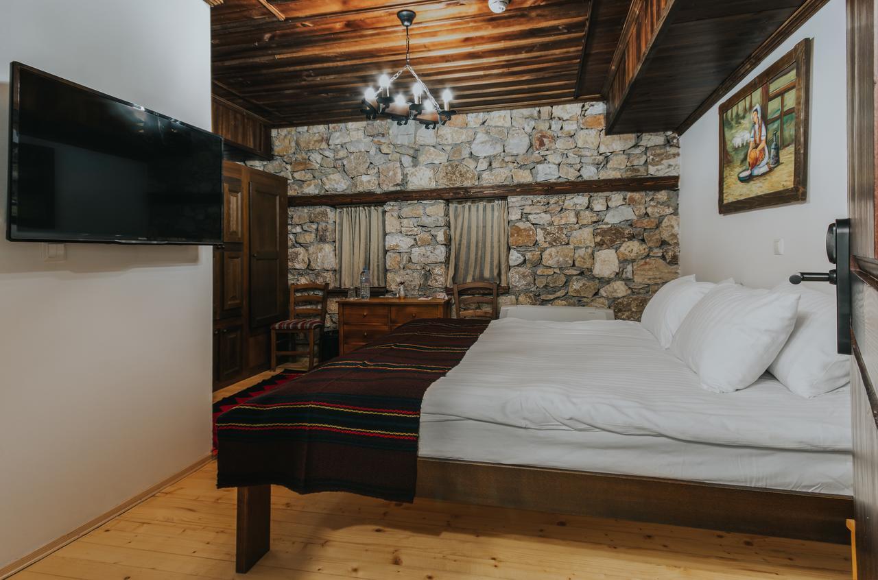 סקופיה Macedonian Village Hotel & Resort מראה חיצוני תמונה