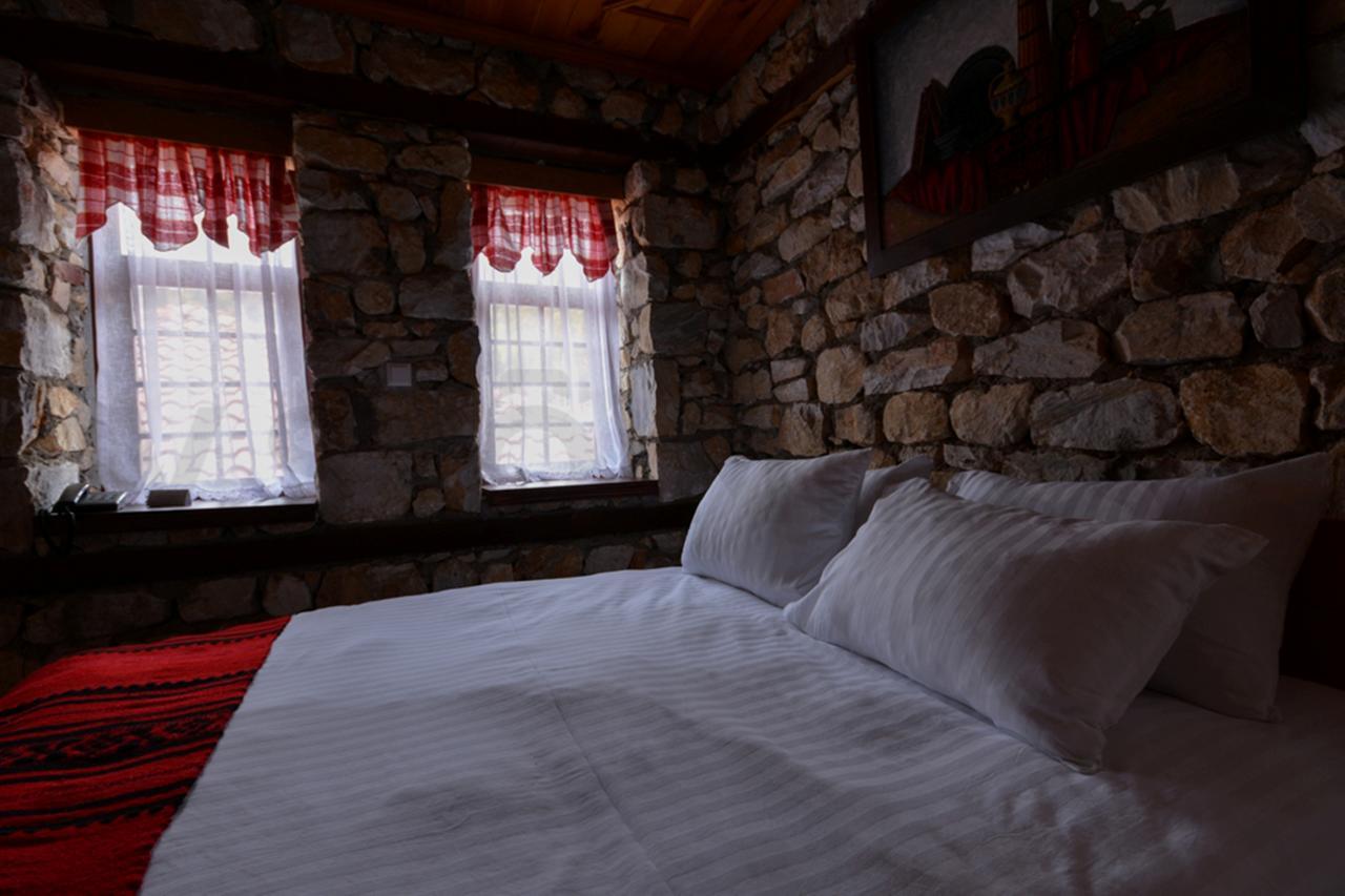 סקופיה Macedonian Village Hotel & Resort מראה חיצוני תמונה