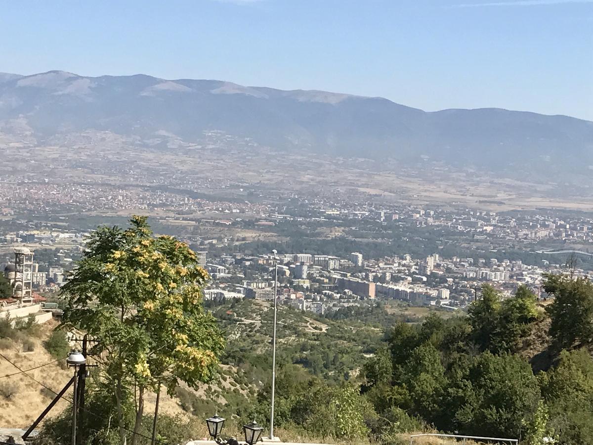 סקופיה Macedonian Village Hotel & Resort מראה חיצוני תמונה