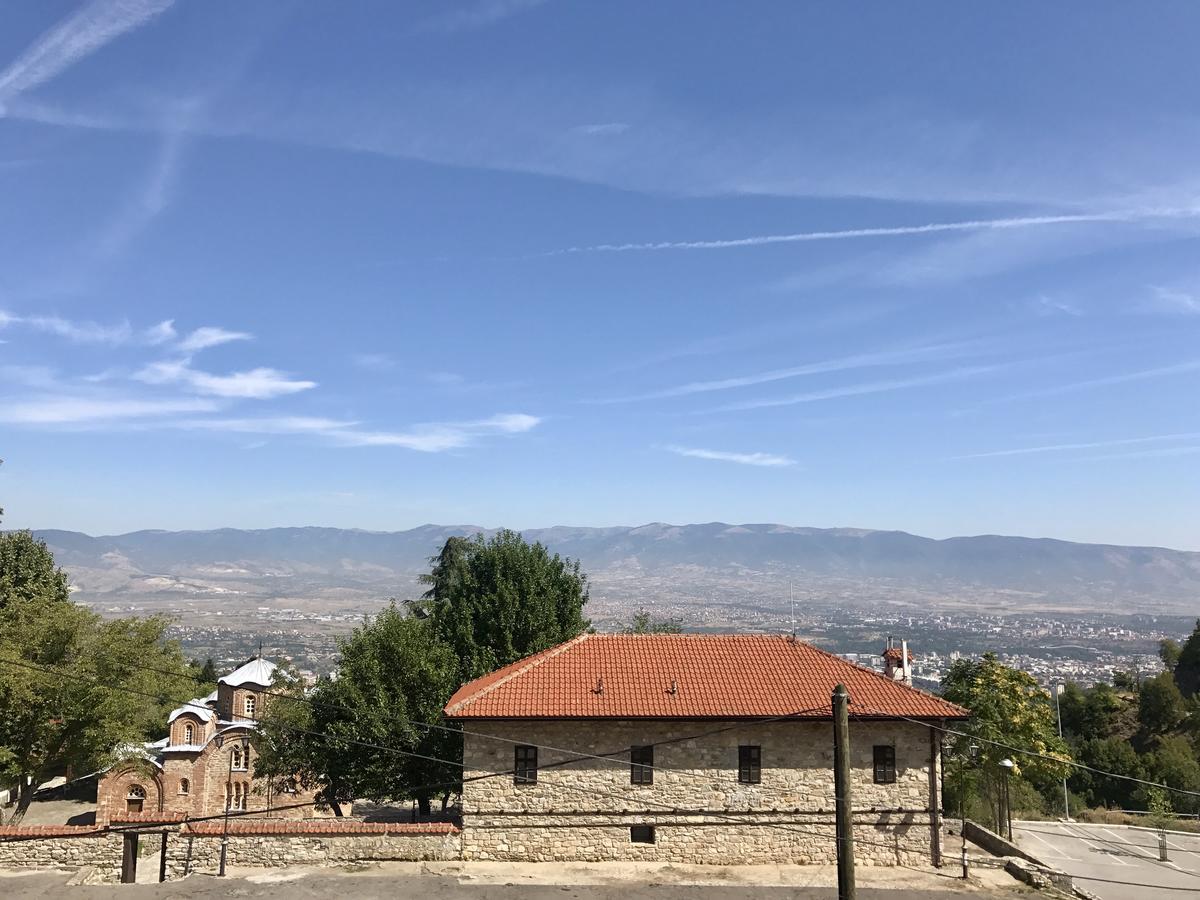 סקופיה Macedonian Village Hotel & Resort מראה חיצוני תמונה