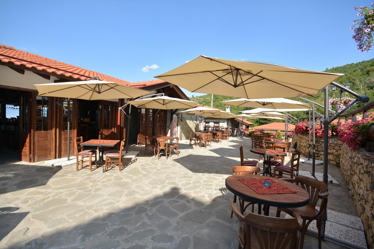 סקופיה Macedonian Village Hotel & Resort מראה חיצוני תמונה